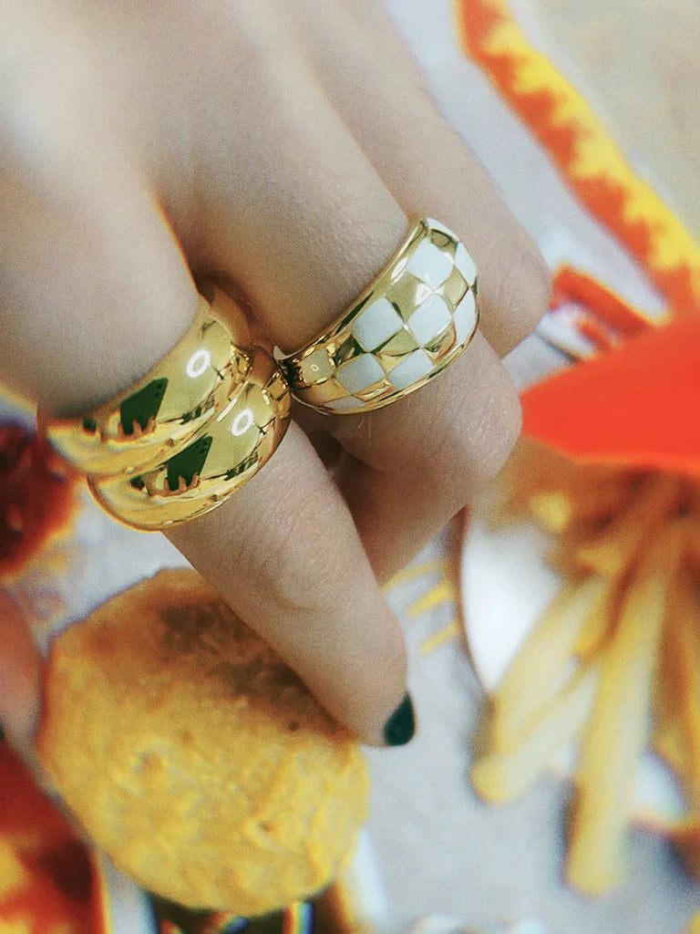 Shakespeare Ring